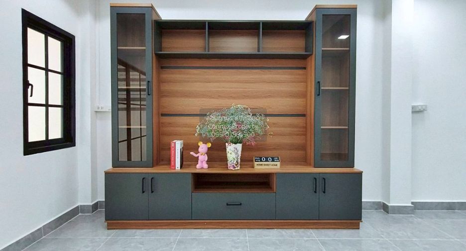 Продажа 3 спальни таунхаус в Кхлонг Сам Ща, Бангкок