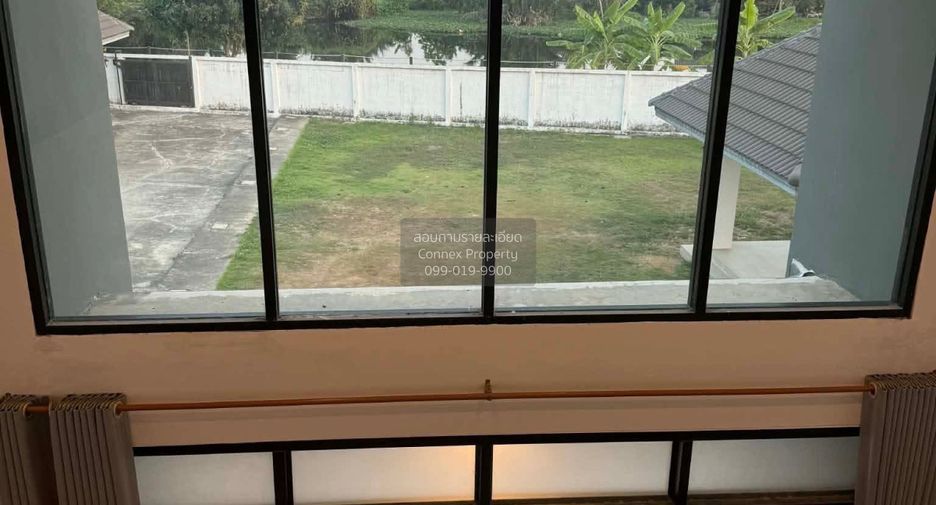 For sale 7 bedrooms house in Bang Khun Thian, Bangkok