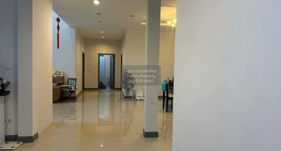 For sale 7 bedrooms house in Bang Khun Thian, Bangkok