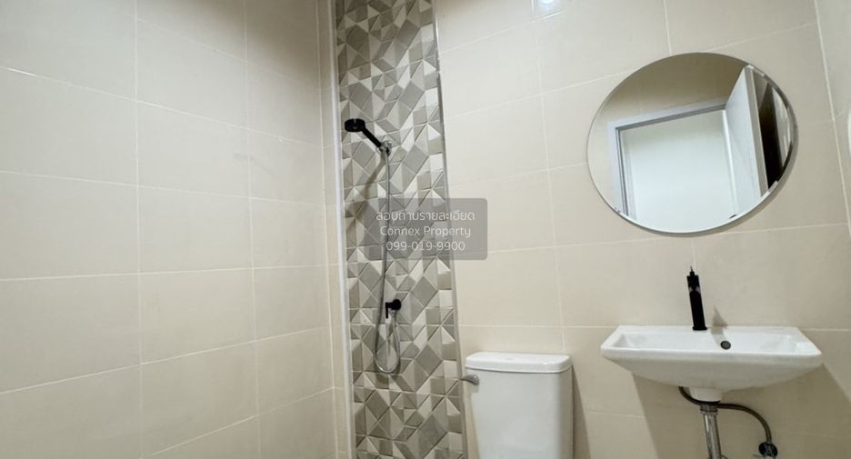 Продажа 2 спальни таунхаус в Чатучак, Бангкок