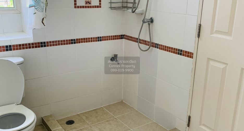 For sale 3 bedrooms house in Mueang Pathum Thani, Pathum Thani