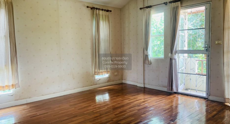 For sale 3 bedrooms house in Mueang Pathum Thani, Pathum Thani