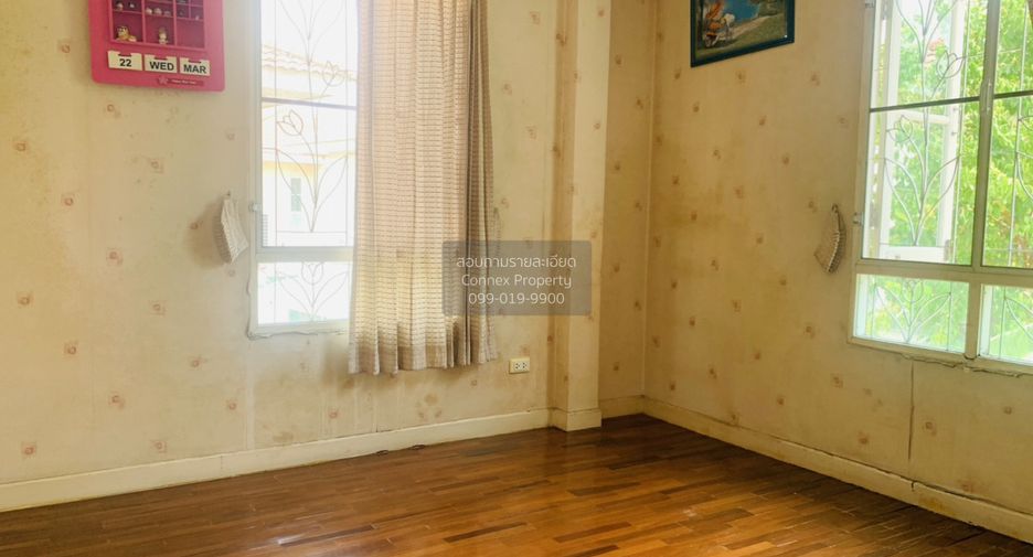 For sale 3 bedrooms house in Mueang Pathum Thani, Pathum Thani
