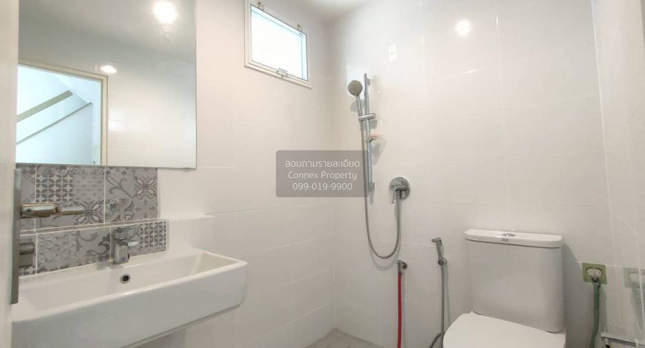 For sale 3 ベッドルーム house in Phra Samut Chedi, Samut Prakan