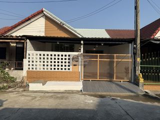 For sale 2 bedrooms townhouse in Mueang Nakhon Pathom, Nakhon Pathom