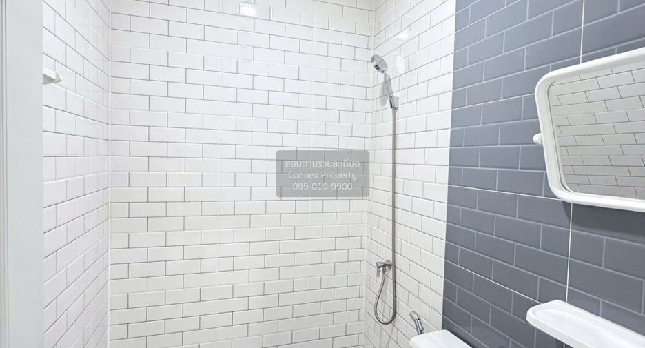For sale 2 bedrooms townhouse in Sai Mai, Bangkok