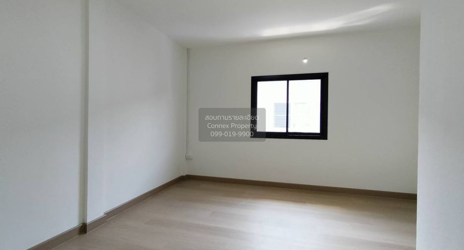 For sale 2 ベッドルーム townhouse in Bang Bon, Bangkok