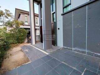 Casa en venta de 4 habitaciones en Bang Khen, Bangkok