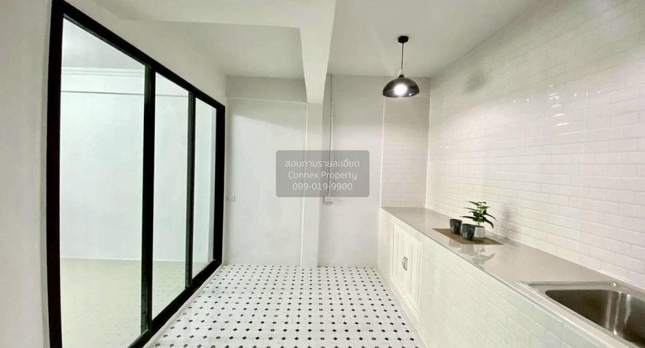 Casa adosada en venta de 2 habitaciones en Mueang Nonthaburi, Nonthaburi