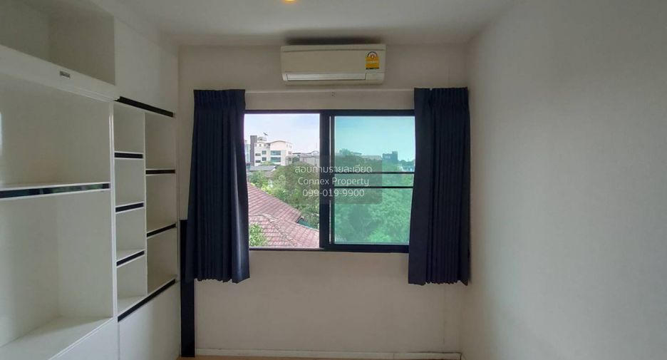 Reihenhaus zum Kauf mit 3 Zimmer in Chom Thong, Bangkok