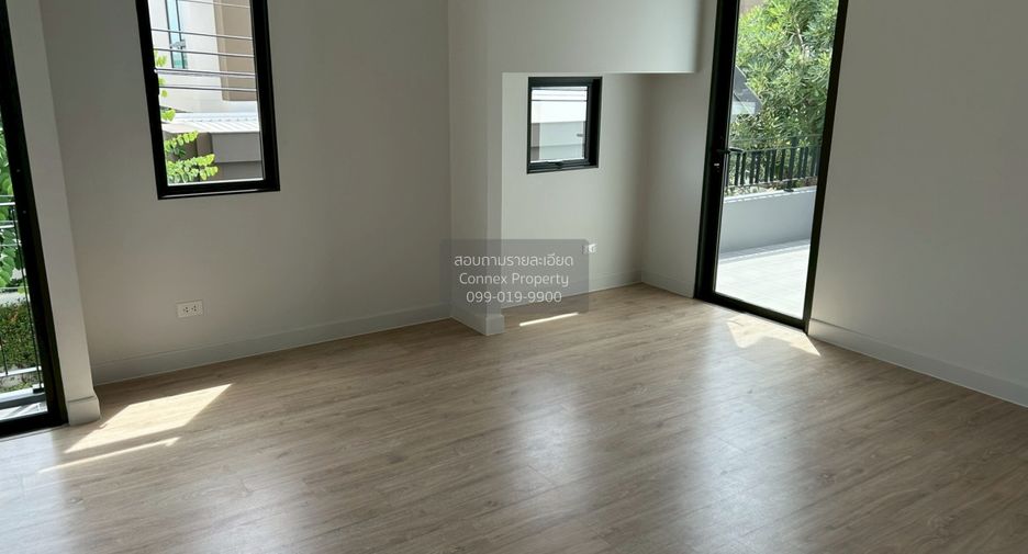 For sale 4 bedrooms house in Bang Sao Thong, Samut Prakan