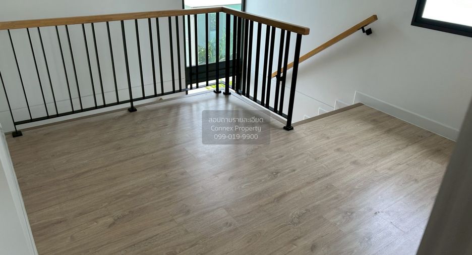 For sale 4 bedrooms house in Bang Sao Thong, Samut Prakan