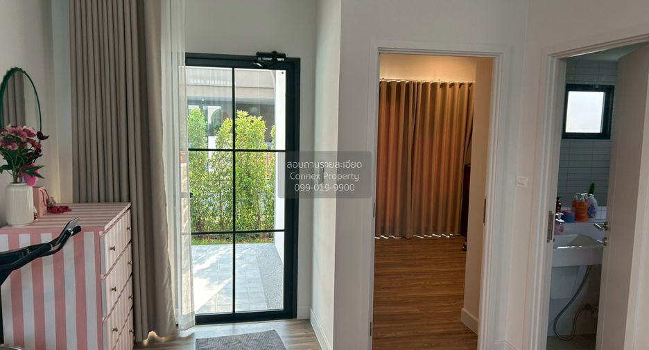 For sale 4 bedrooms house in Bang Sao Thong, Samut Prakan