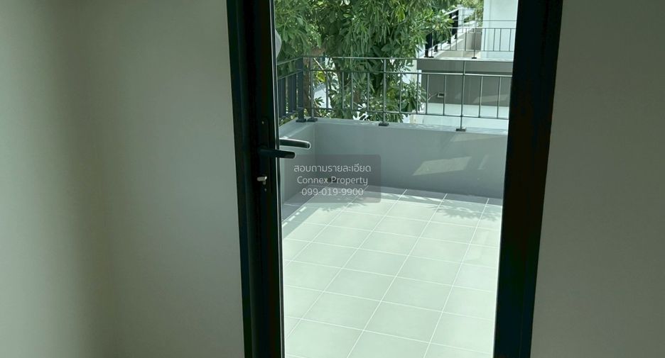 For sale 4 bedrooms house in Bang Sao Thong, Samut Prakan