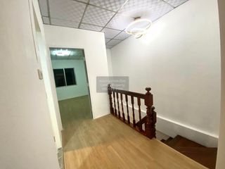 For sale 4 bedrooms townhouse in Krathum Baen, Samut Sakhon