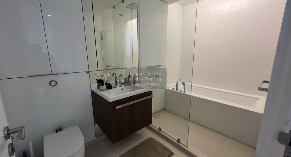 For sale 2 bedrooms condo in Pathum Wan, Bangkok