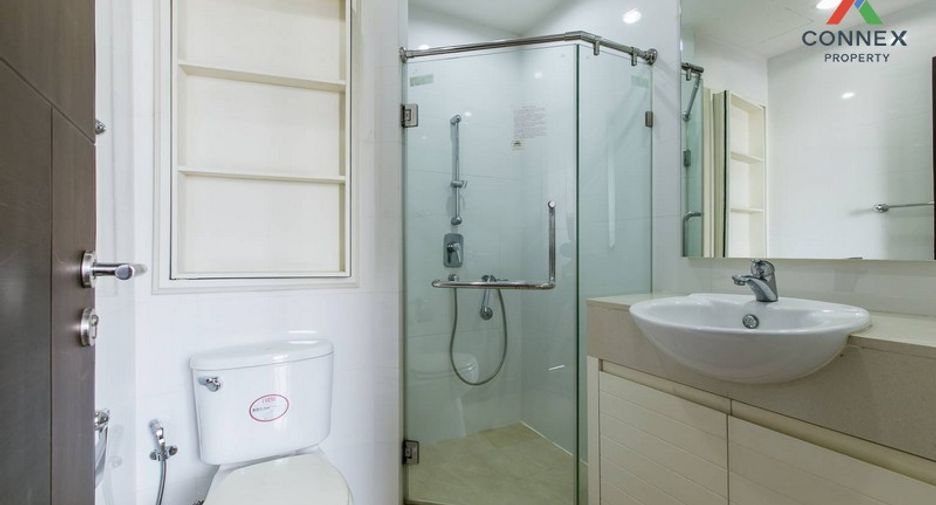Продажа 3 спальни кондо в Кхлонг Тоеи, Бангкок