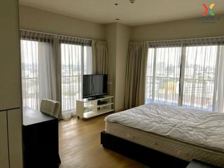 For sale 2 bedrooms condo in Khlong Toei, Bangkok