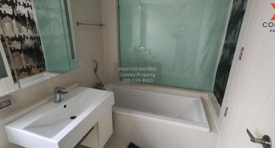 For sale 2 bedrooms condo in Phra Khanong, Bangkok
