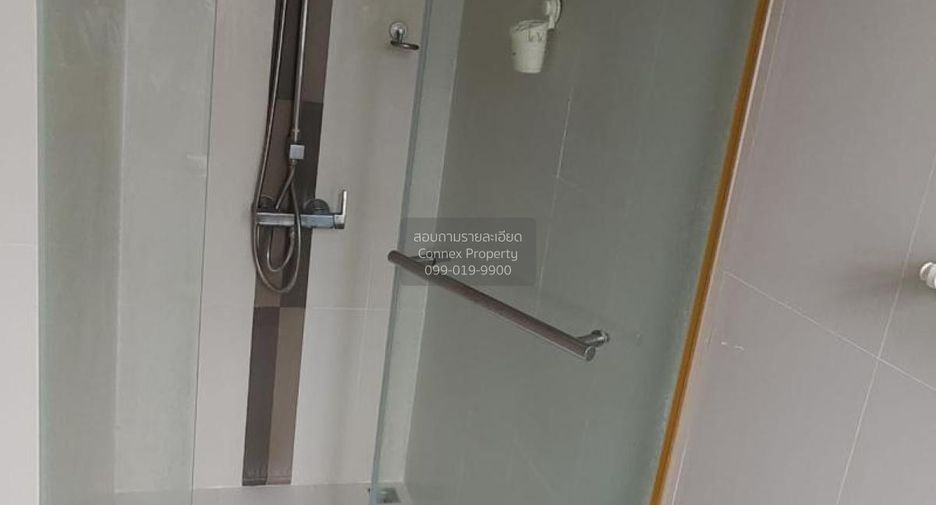 For sale 2 bedrooms condo in Phra Khanong, Bangkok