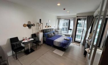 Wohnung zum Kauf mit 1 Zimmer in Khlong Toei, Bangkok