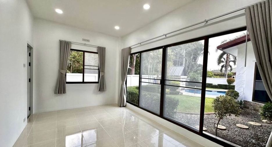 出售 4 卧室 独立屋 在 Bang Lamung, Chon Buri