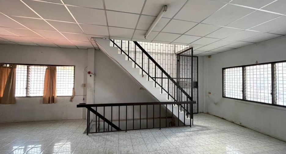 For sale 6 bedrooms retail Space in Bang Lamung, Chonburi