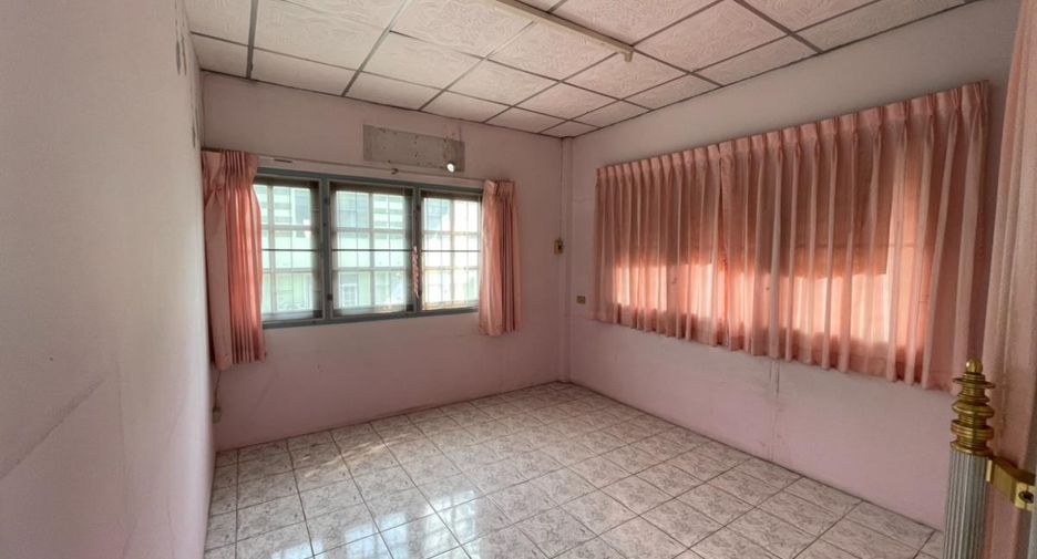 For sale 6 bedrooms retail Space in Bang Lamung, Chonburi