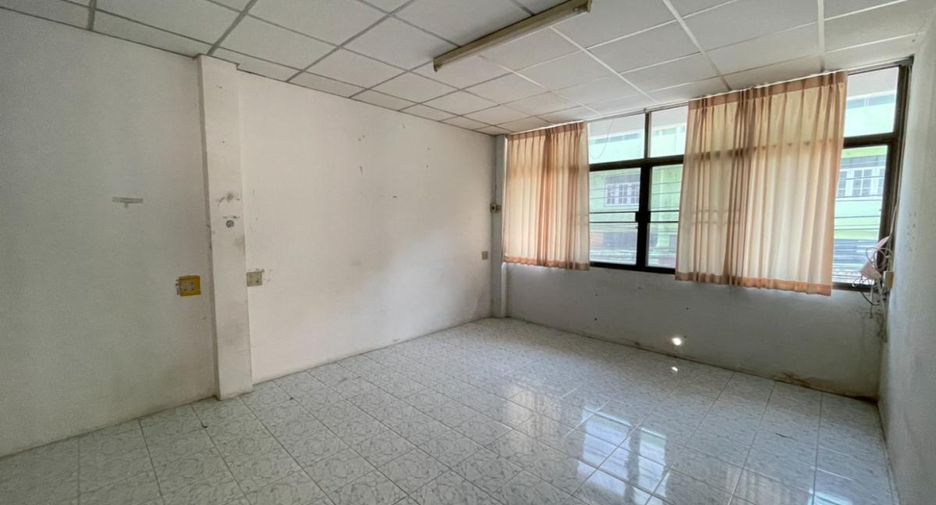 For sale 6 bedrooms retail Space in Bang Lamung, Chonburi