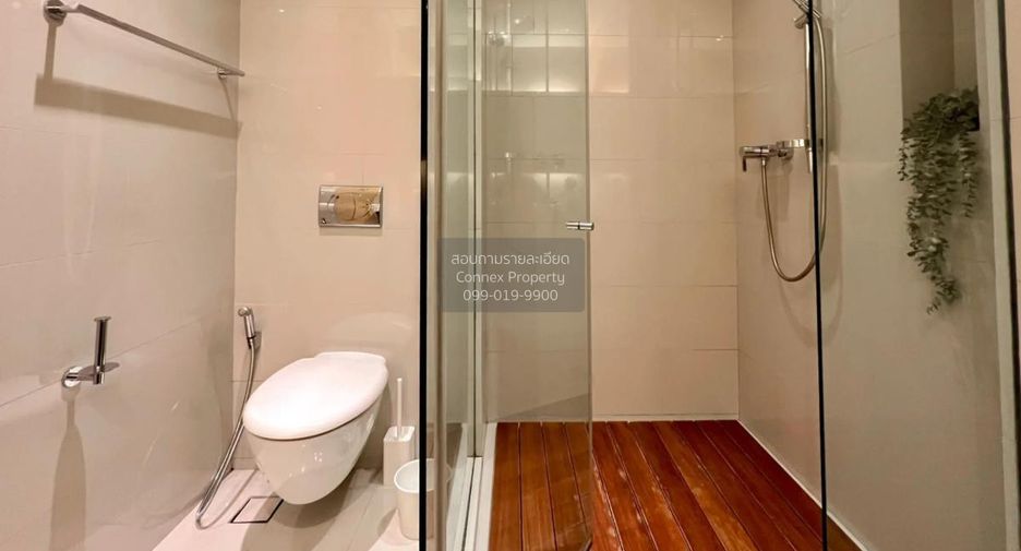 For rent 2 bedrooms condo in Sathon, Bangkok