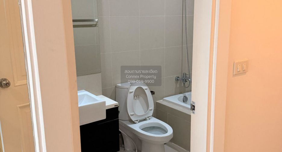 For rent 3 bedrooms condo in Phaya Thai, Bangkok