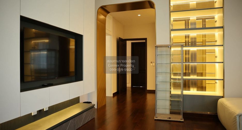 Haus zur Miete mit 5 Zimmer in Lat Krabang, Bangkok