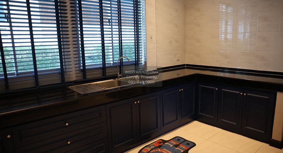 Haus zur Miete mit 5 Zimmer in Lat Krabang, Bangkok