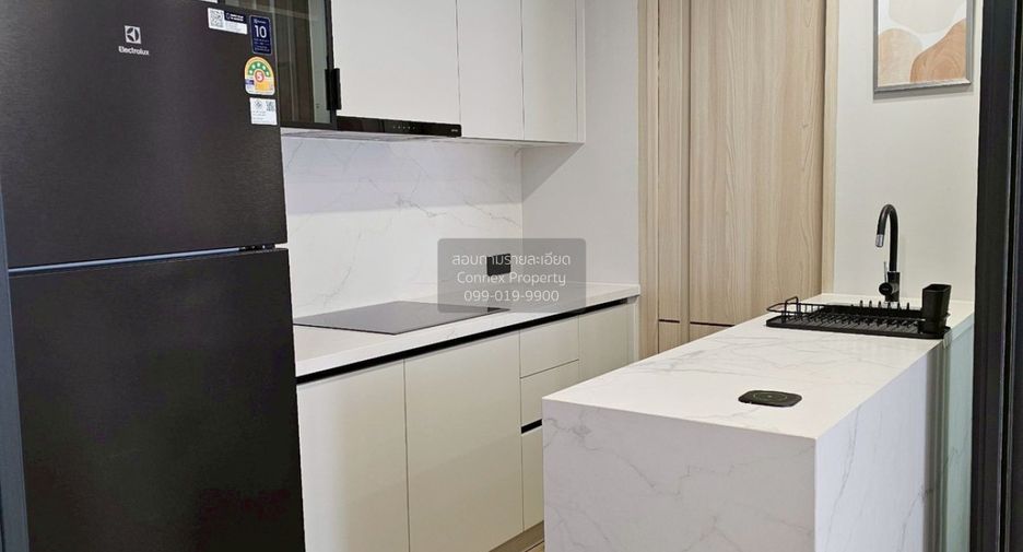 For rent 2 bedrooms condo in Phaya Thai, Bangkok