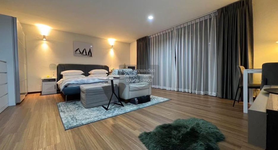 For rent 4 bedrooms townhouse in Suan Luang, Bangkok