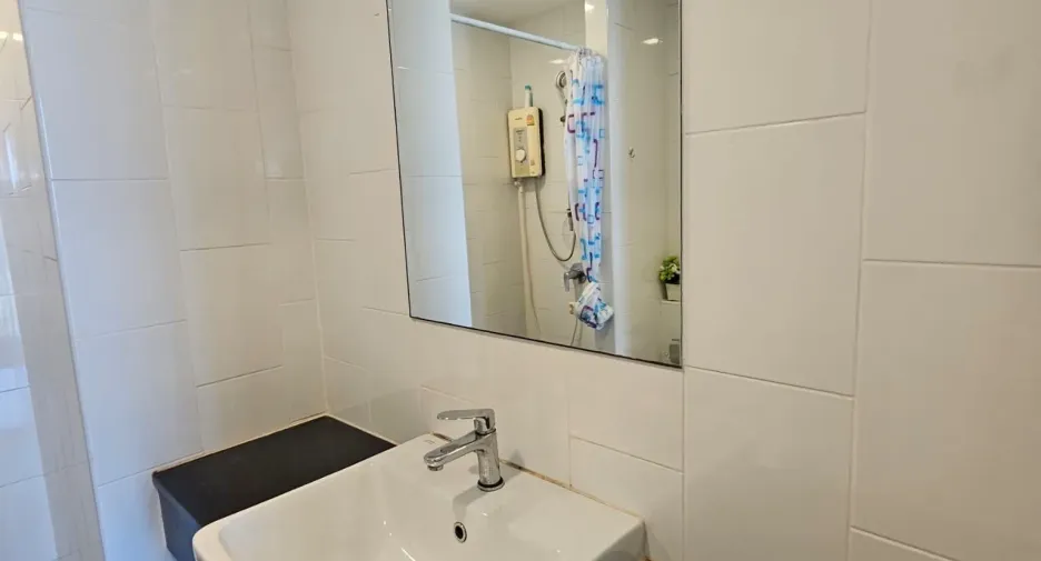 For rent 1 bed condo in Mueang Phuket, Phuket