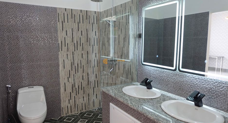 For sale 6 bedrooms house in Bang Lamung, Chonburi