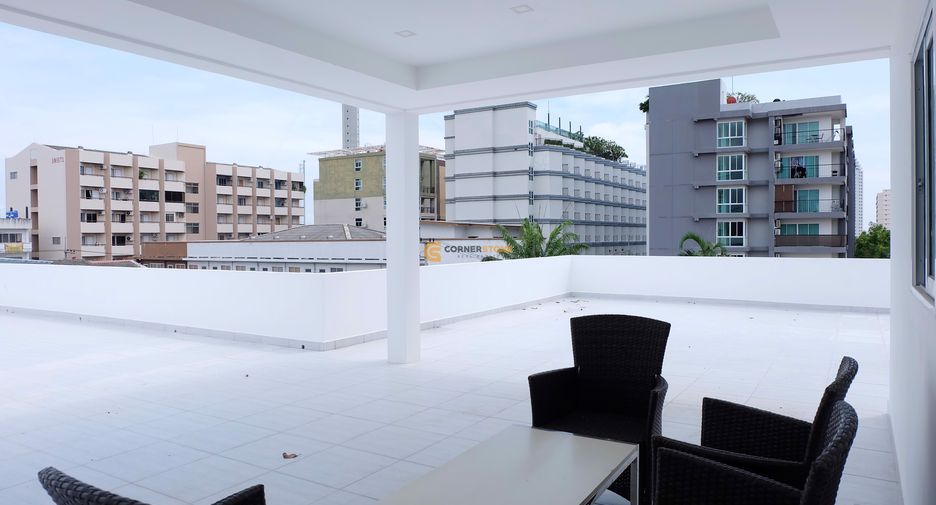 For sale 6 bedrooms house in Bang Lamung, Chonburi