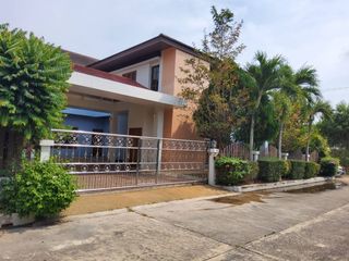 À vendre et à louer 4 chambres maison à Hua Hin, Prachuap Khiri Khan