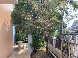 À vendre et à louer 4 chambres maison à Hua Hin, Prachuap Khiri Khan
