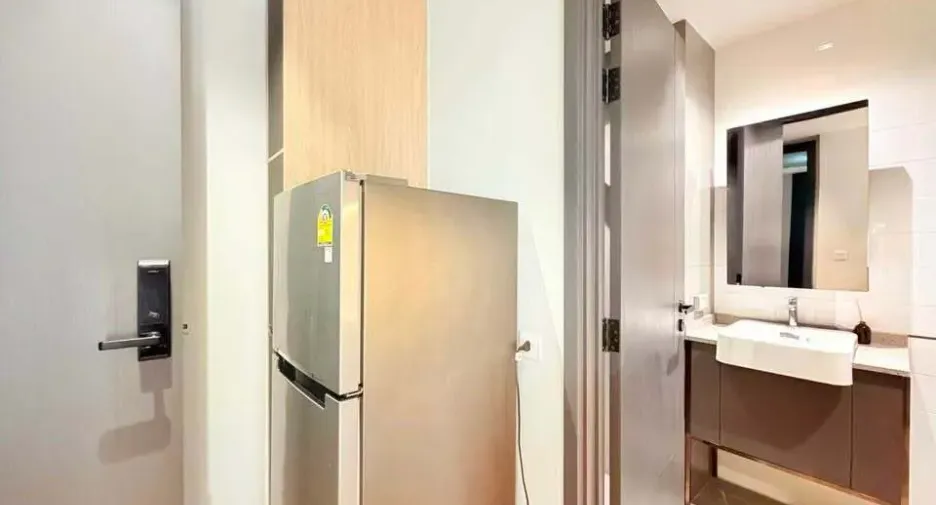 For rent 1 bed condo in Bang Rak, Bangkok