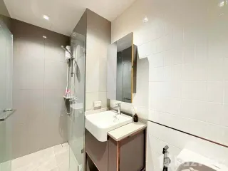 For rent 1 bed condo in Bang Rak, Bangkok