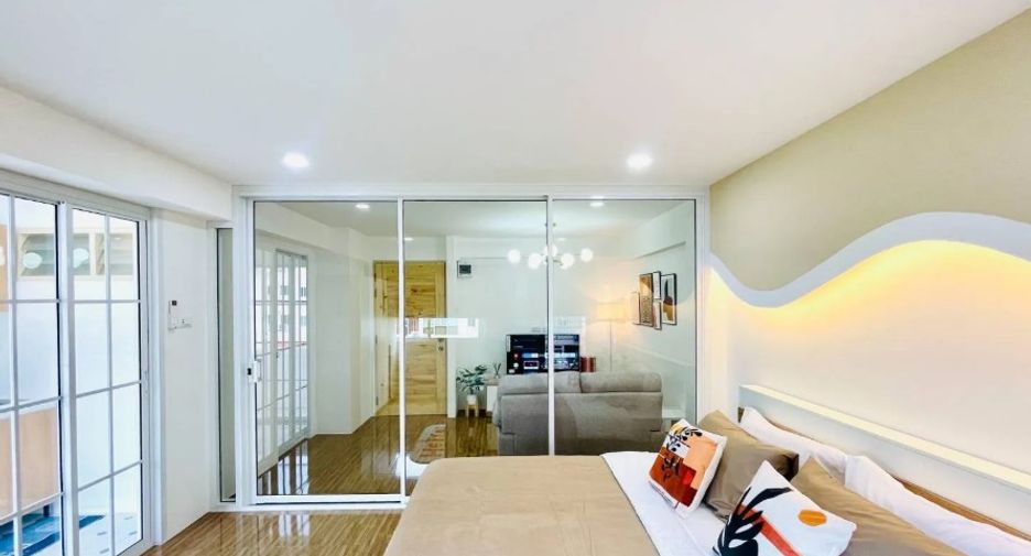 For sale 1 bed condo in Mueang Phuket, Phuket