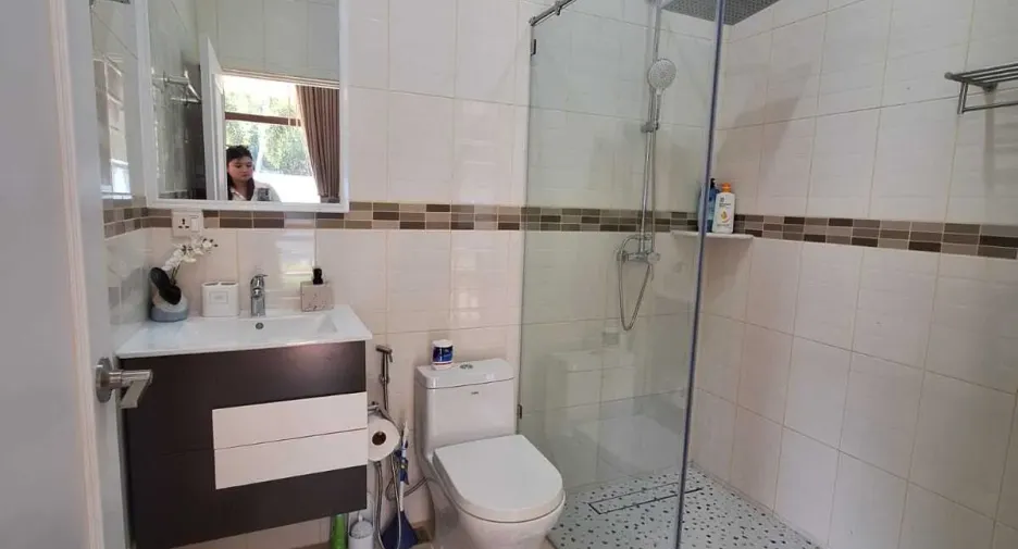 For rent 4 bedrooms villa in Hua Hin, Prachuap Khiri Khan