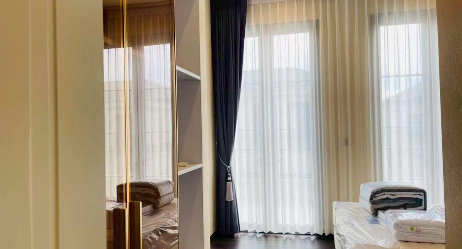 À vendre et à louer 4 chambres villa à Bang Lamung, Chonburi