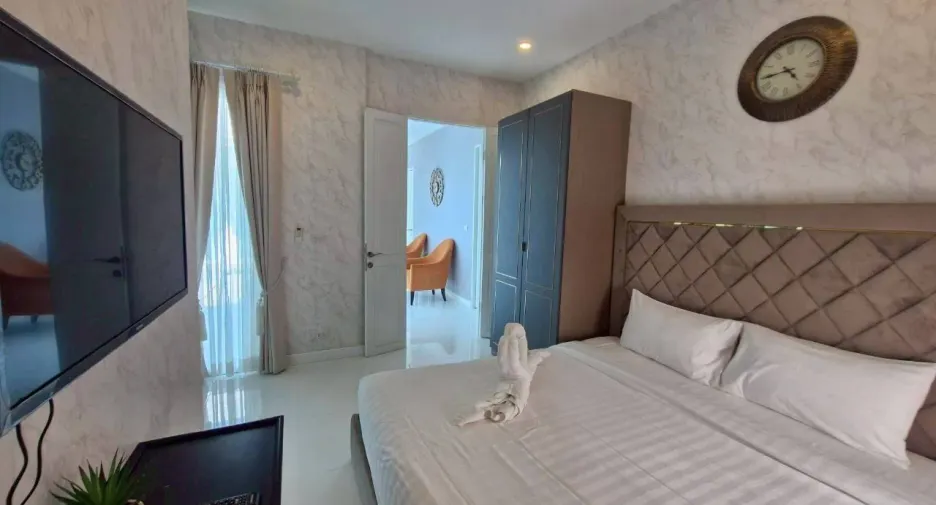 For rent 4 bedrooms villa in Hua Hin, Prachuap Khiri Khan