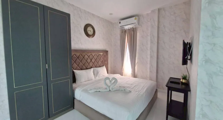 For rent 4 bedrooms villa in Hua Hin, Prachuap Khiri Khan