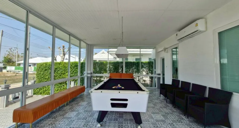 For rent 4 bedrooms villa in Hua Hin, Prachuap Khiri Khan