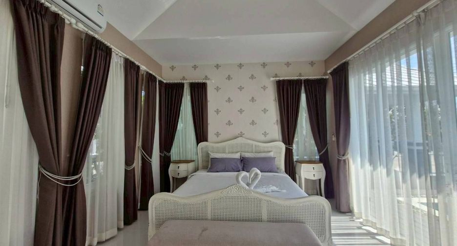 For rent 3 bedrooms villa in Hua Hin, Prachuap Khiri Khan