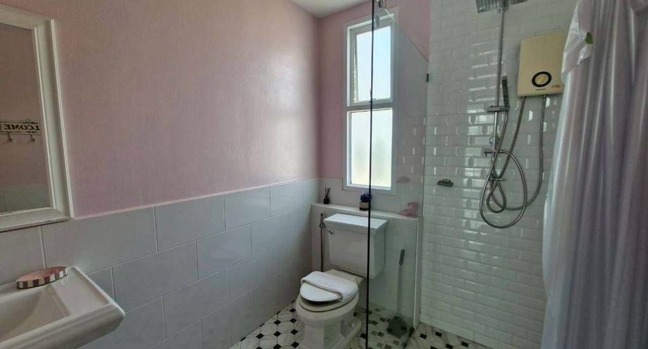 For rent 3 bedrooms villa in Hua Hin, Prachuap Khiri Khan